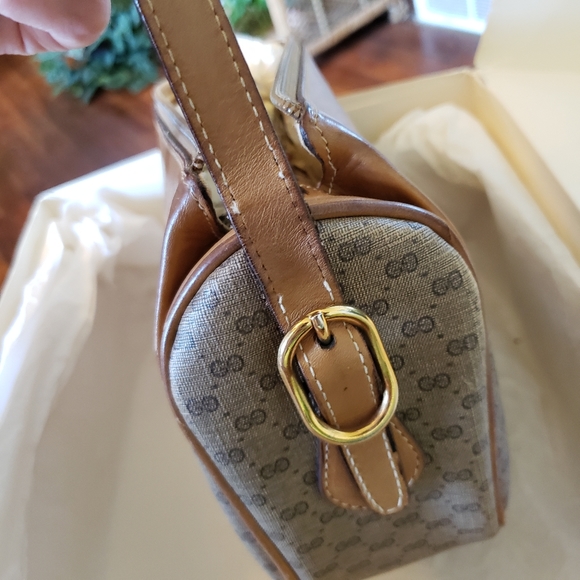 Vintage Gucci purse with box - Picture 7 of 17